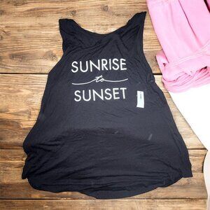 Old Navy sleeveless black M t-shirt for women